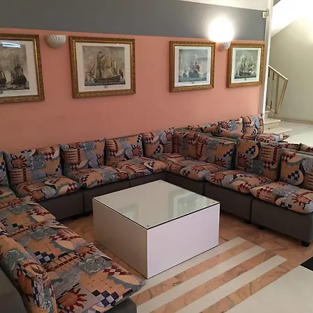 Angeli Hotel